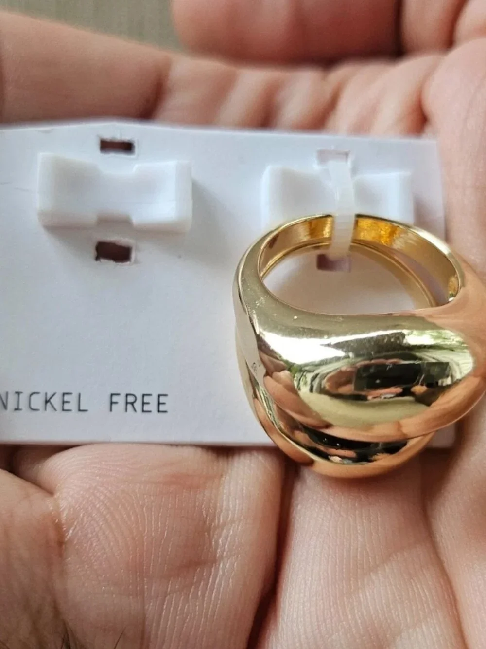 Nordstrom Women Rings Gold Tone Fashion Jewelry Nickle Free Set of 2 Size 9 NWT